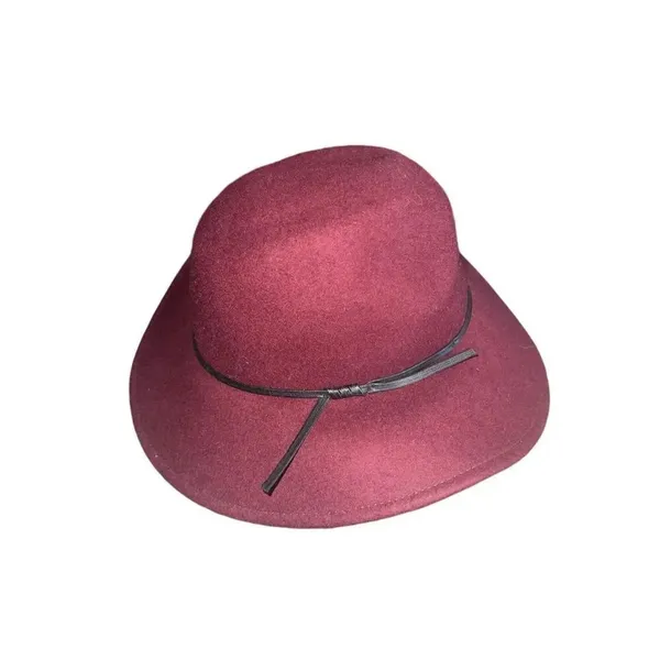 ✨Reiss Mimi burgundy trilby hat on Olivia Palermo✨ - Image 2
