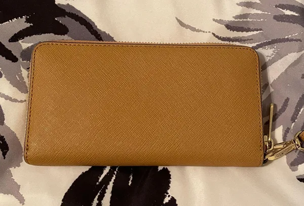Michael Kors Wallet - Image 2