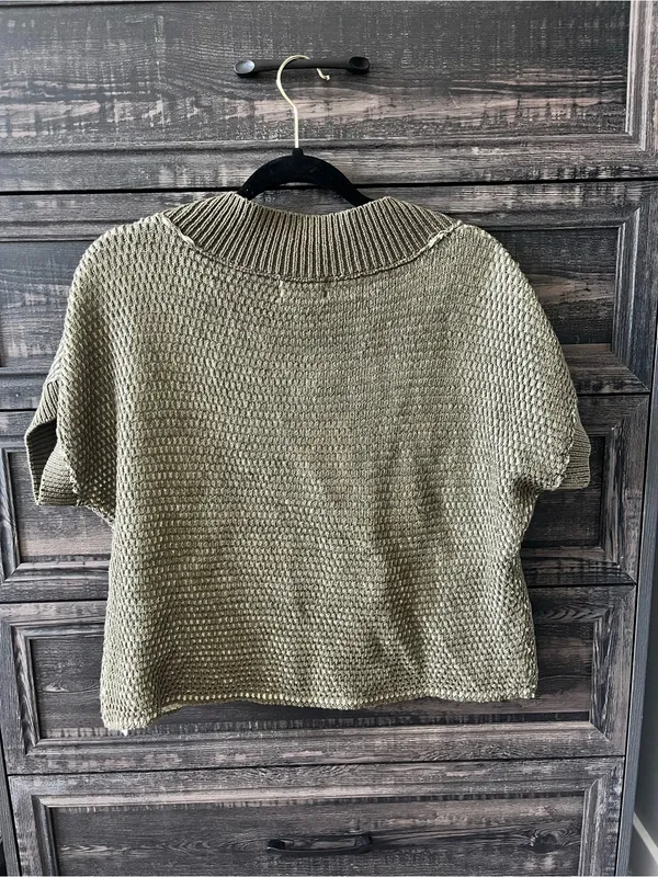 Bohme vneck sweater vest size XS - Image 4