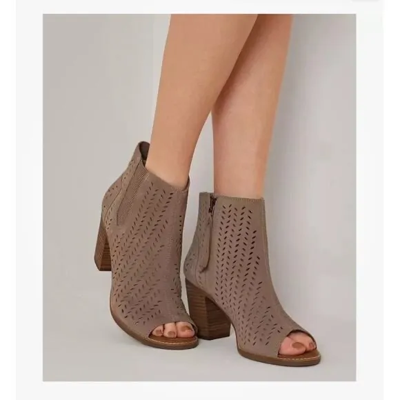 Toms Majorca Peep Toe Ankle Booties Suede - Image 10
