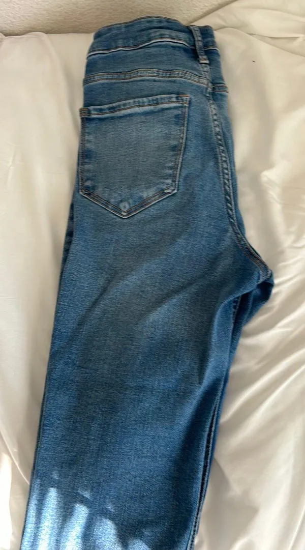 Old Navy Jeans - Image 2