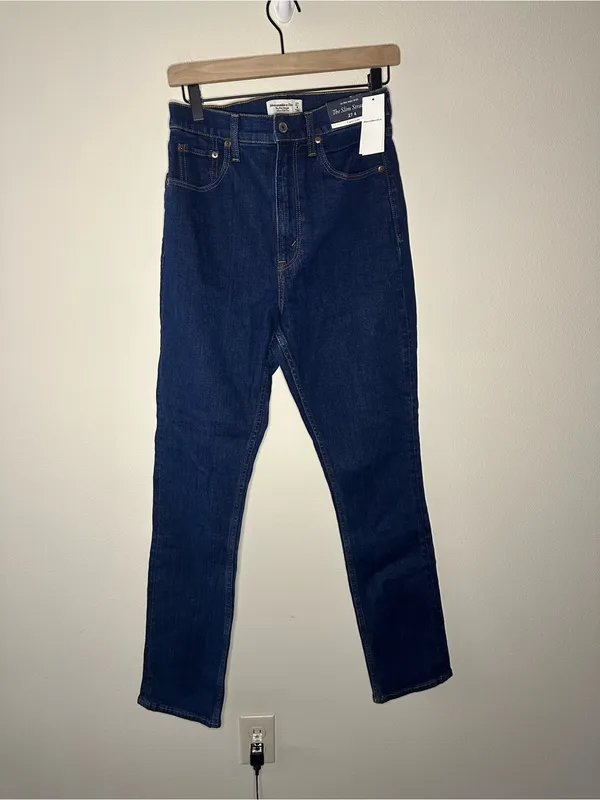 NWT Abercrombie and Fitch slim straight ultra high rise dark wash jeans size 27 - Image 2
