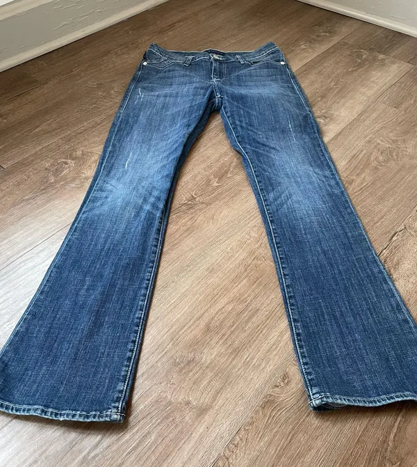 Rock & Republic jeans distressed fading medium wash denim women’s size 10M - Image 9