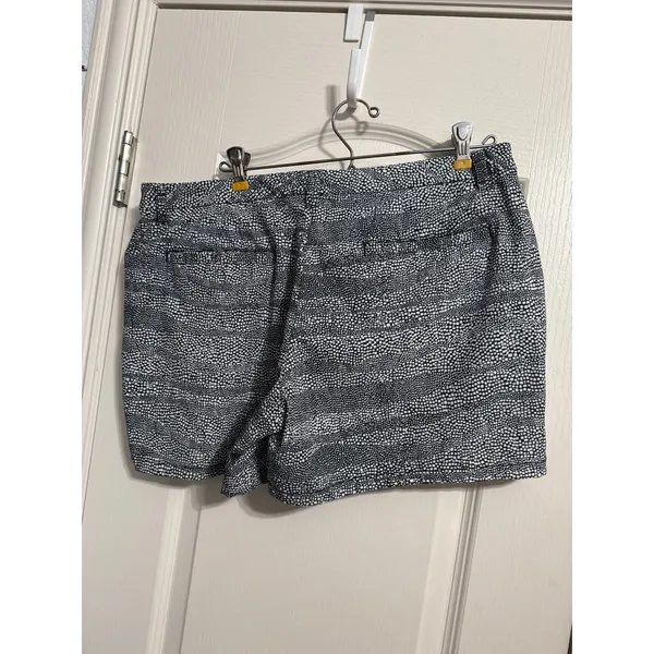 Nike Golf Dri Fit Shorts Abstract Pebble Print Athleisure Tennis Preppy - Image 3