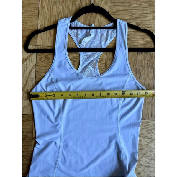 Lululemon Goal Crusher Tank w/ Patterned Mesh Back, Size 4, White, VGUC - Image 8