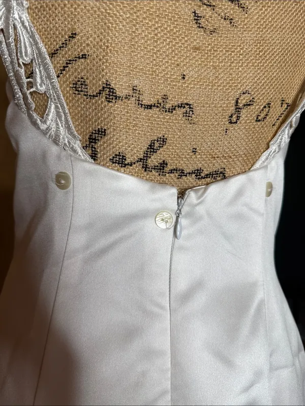 Vintage Jessica McClintock Bridal Gown White Satin Lace Neckline Train Size 6 - Image 6