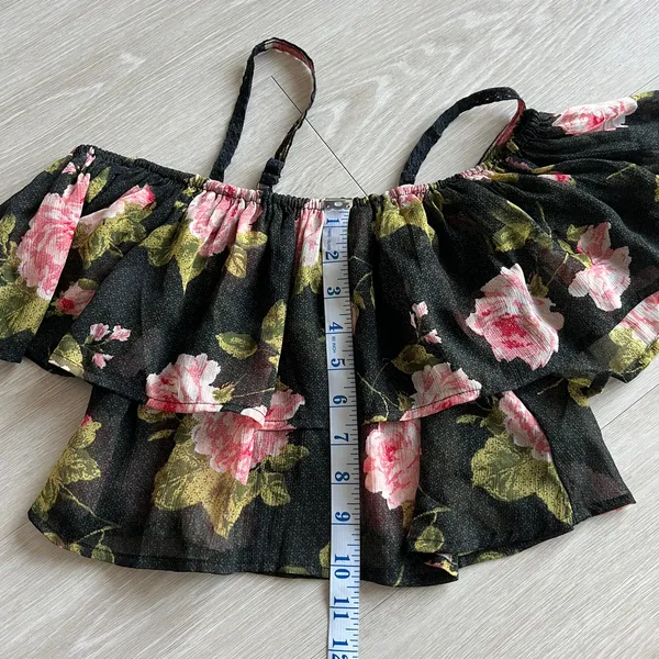 Kimchi Blue Top Womens Extra Small Floral Cropped Off The Shoulder With Straps - Image 6