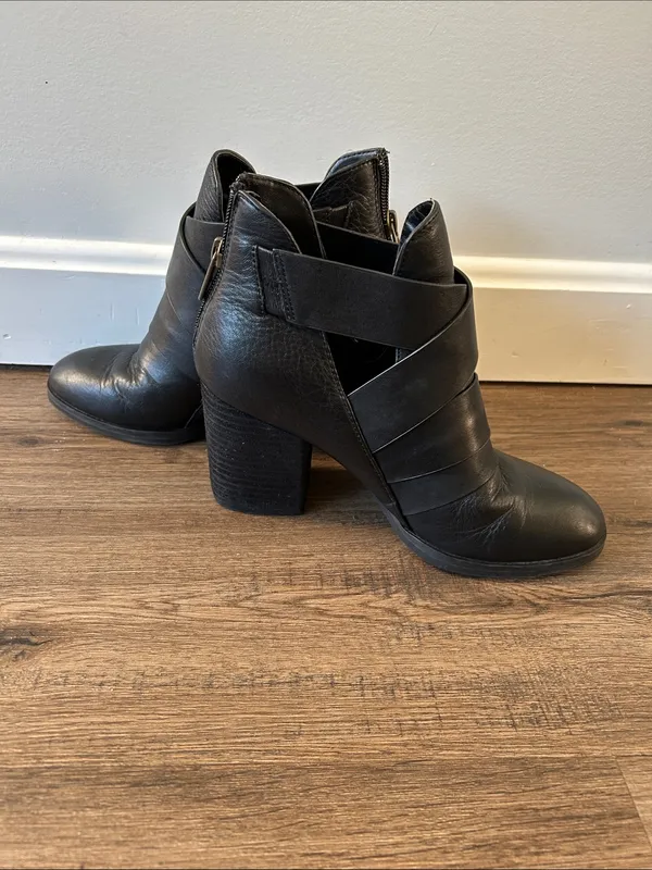 Isola |Black Leather Crisscross Ankle Booties with Gold Buckle sz 7M - Image 3