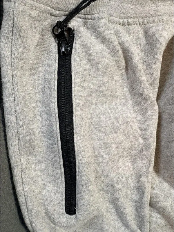WXYZ Women's Gray Fleece Cargo Pants Drawstring Zipper Elastic Waist Pockets - Image 4