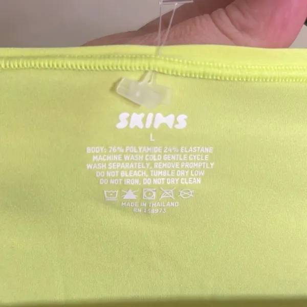 Skims Fits Everybody Green Highlight Sz Large Shrug - Image 6