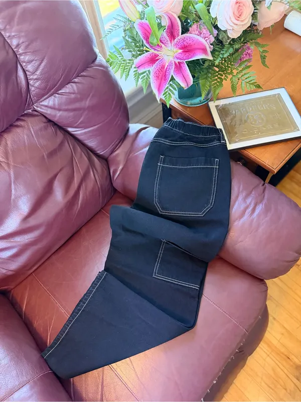 Arizona Black Women’s Jeans with Contrast size 10 short Stitching - Image 4