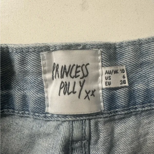 Princess Polly Leonie Lightwash Denim Shorts size 6 - Image 8