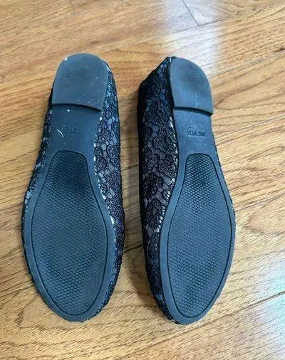 Nine West Black  Lace Ballet Flats - Image 6