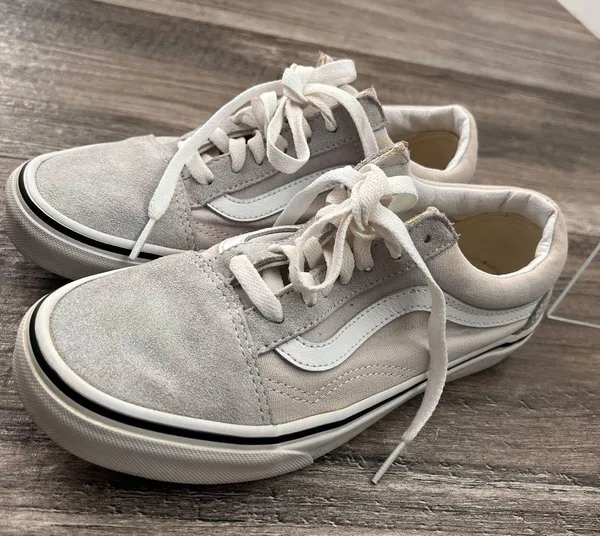 Unisex Vans Gray /Off White Sueden Lace Up Sneaker Shoes Womens :7 Mens:5.5 - Image 9