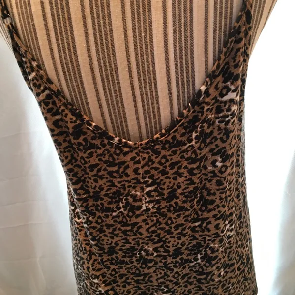 Socialite leopard print medium camisole - Image 4