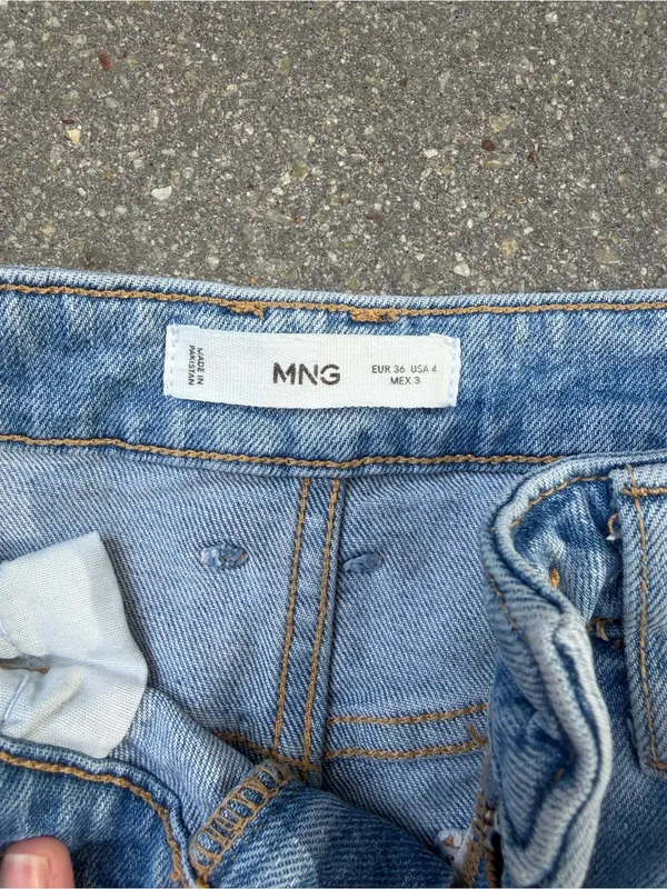 MNG Mango Size 4 Light Wash Wide Leg Jeans Raw Frayed Hem - Image 2