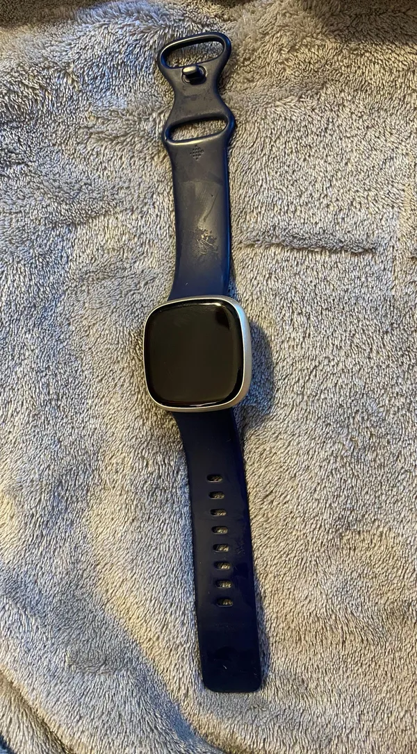 Versa 3 - Image 2
