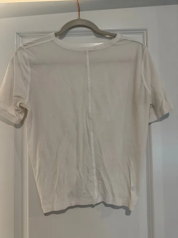 Lululemon Crescent Tee - Image 4