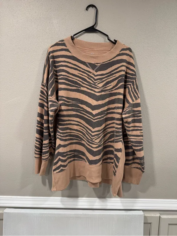 Aerie Oversized Animal Print Crewneck - Image 3