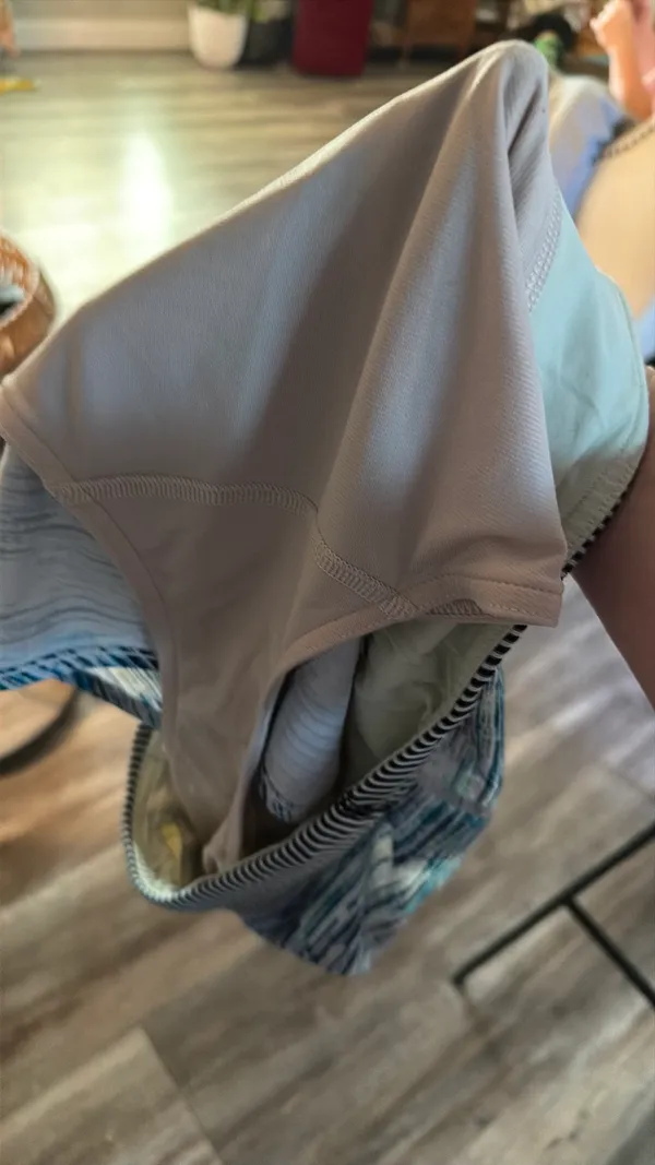 Lululemon Speed Up Shorts 2.5" - Image 3
