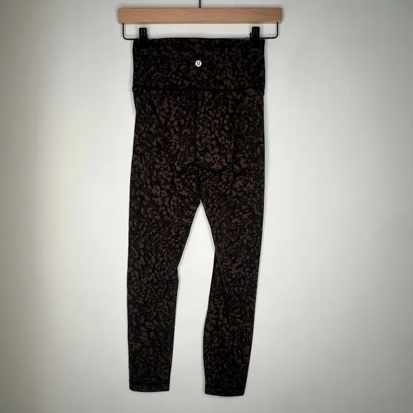 Lululemon Wunder Under High Rise Tight Size 4 - Image 5