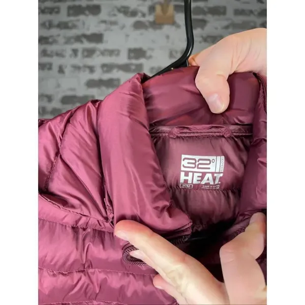 32° heat | women maroon down filled jacket - Image 2