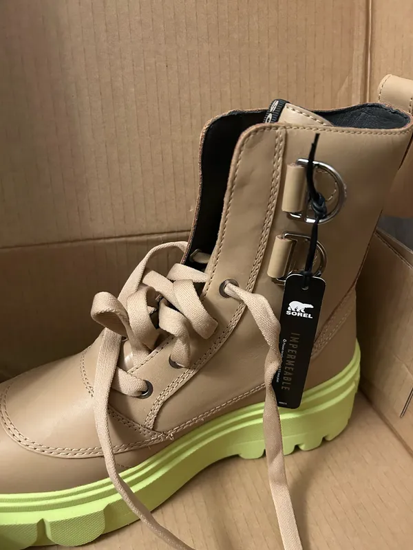 Sorel Boots - Image 4