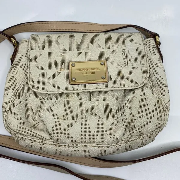Michael Kors White Leather Crossbody Bag - Image 2