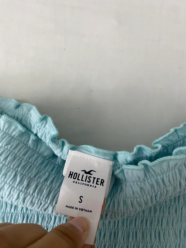 Baby Blue Ruched Crop Top - Image 3
