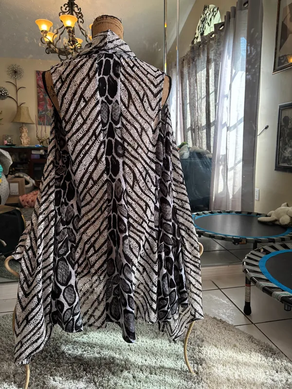 Fantatic vest size S. 💜 Multiple - Image 7