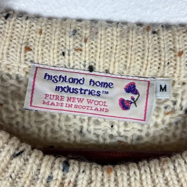 Vintage Highland Home Industries Sweater M Grandma Wool Cable Knit Deer Scotland - Image 4
