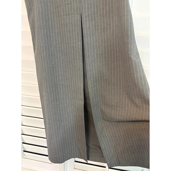 Abercrombie &‎ Fitch Gray And White Stripe Pinstripe Midi Skirt Size Medium - Image 3