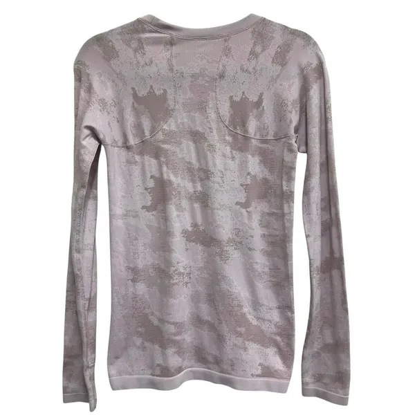 Athleta‎ Momentum Camo Print Long Sleeve Thumbhole Performance Top Small - Image 3