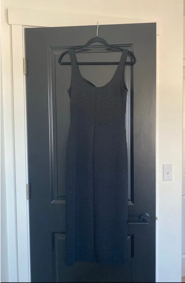 NWOT H&M midi dress with side slit - Image 6