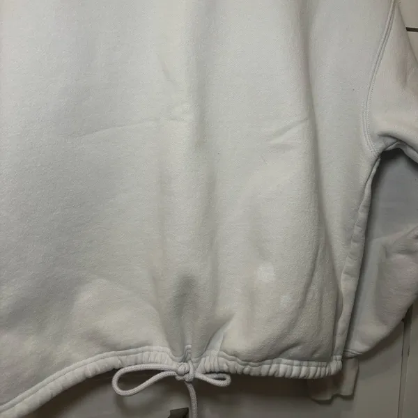Aritzia TNA Cinch Front Crewneck FLAWED - Image 6