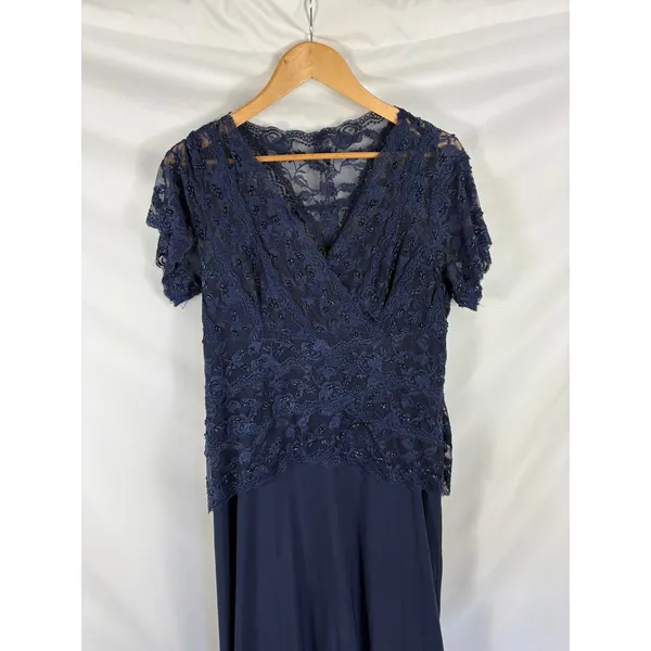 Marina Dark Blue Short Sleeve Lace beaded Top Formal Dress Size 14W - Image 2