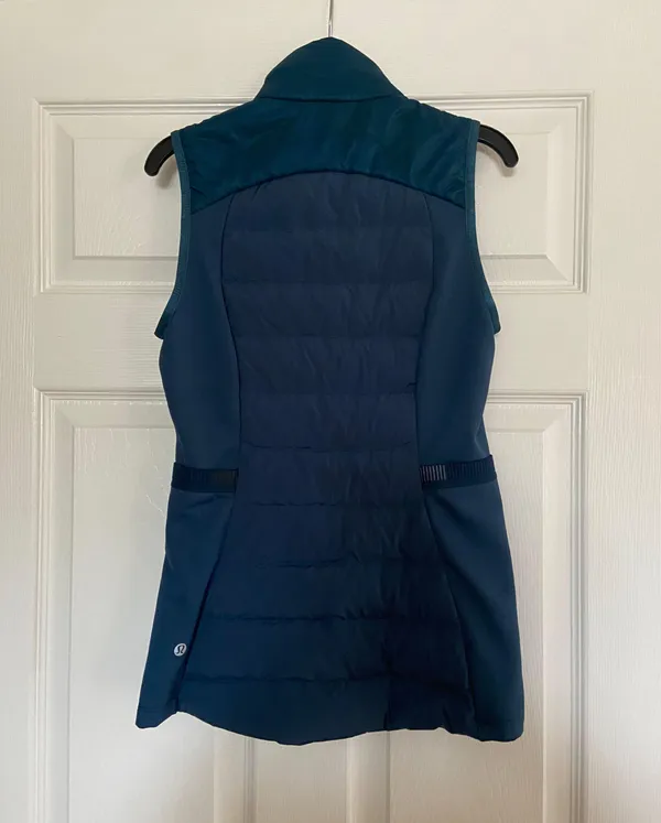 Lululemon Turquoise Vest - Image 2