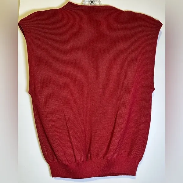 NWT Ellison wine mock neck padded power shoulder top size L - Image 2