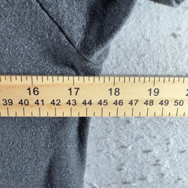 3114 | Patagonia Clean Climbing Graphic Tee Forge Grey Womens XS - Image 4