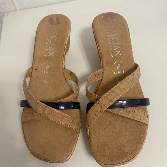 Italian Shoemakers Shoes corked wedge heel navy & tan size 8.5 - Image 2