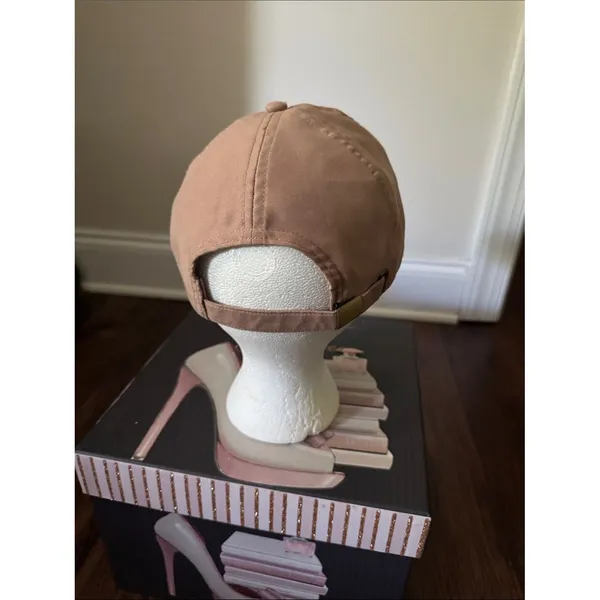 Women's Tan Baseball Cap - Unbranded Casual Hat - Image 3