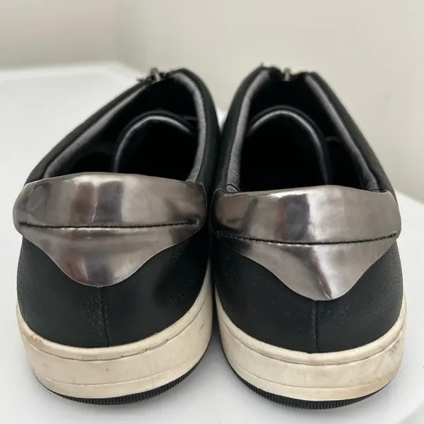 Johnston and Murphy Sneakers Black Size 8.5 - Image 4