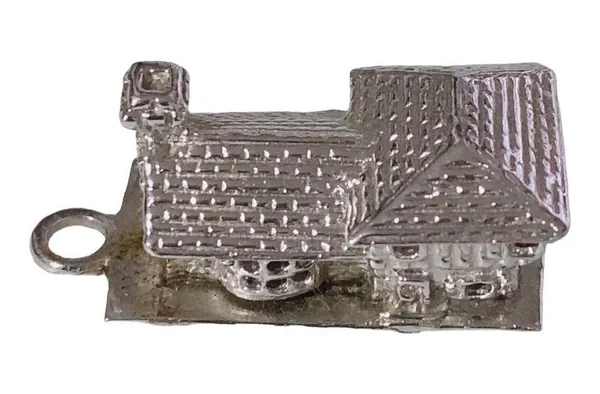 Vintage 3D Sterling Bracelet Charm Or Pendant Bungalow House State Find - Image 2