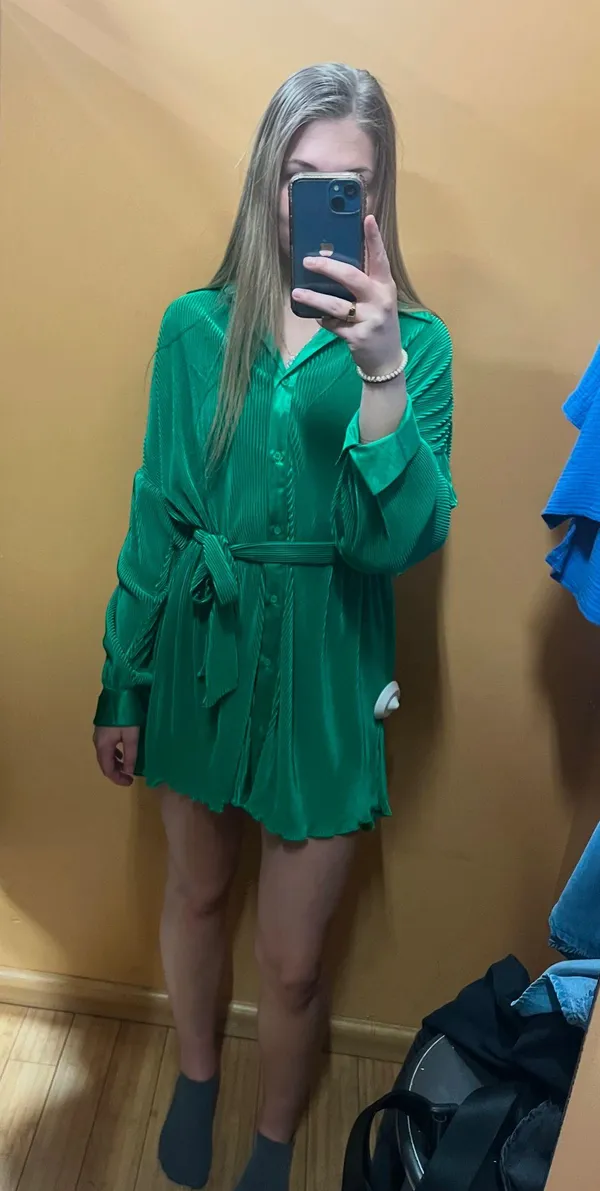 Green Dress - Image 5