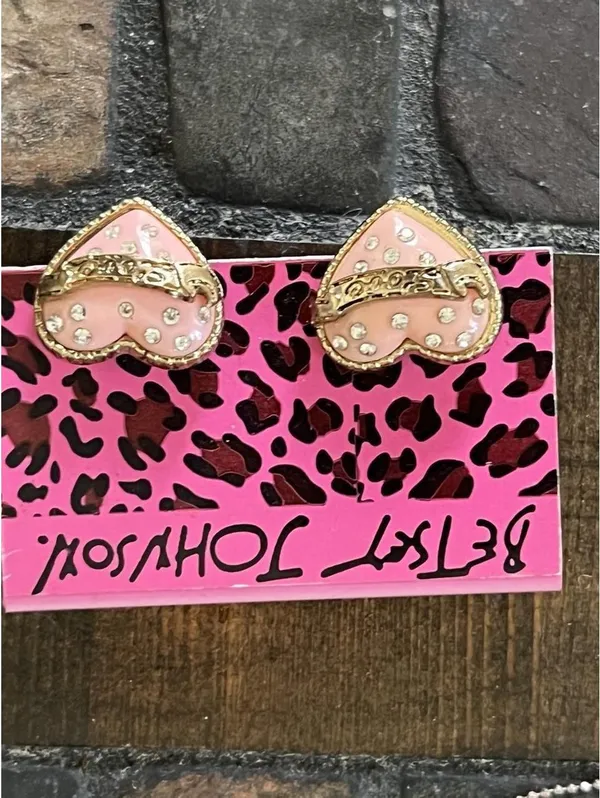 Vintage Y2K Betsey Johnson Coquette Pink Heart Necklace & Earrings Set 💗 - Image 2