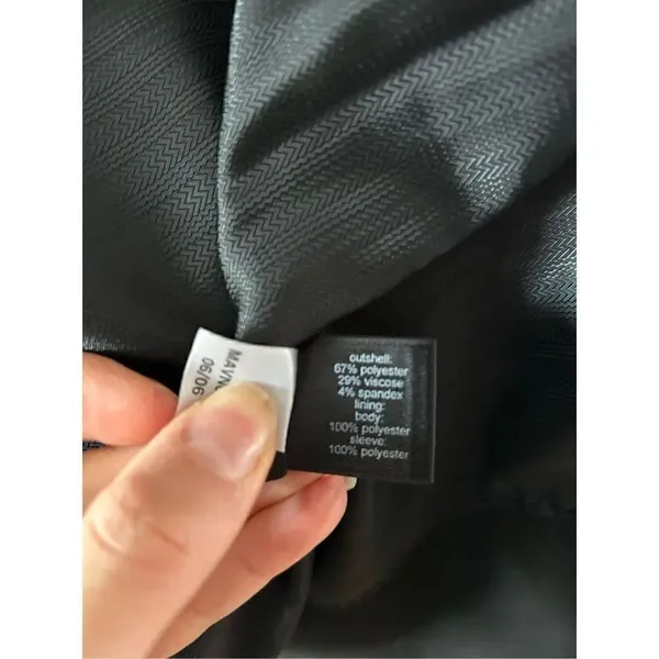 The limited black blazer size 4 - Image 5