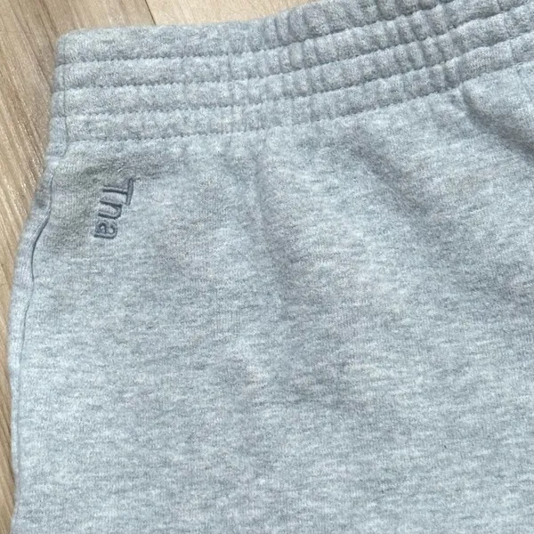 TNA Cozy Perfect Fleece Grey Sweat Shorts Women’s XS - Image 2