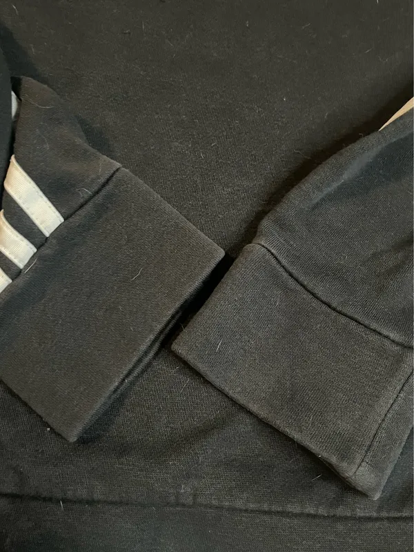 Adidas crewneck - Image 4
