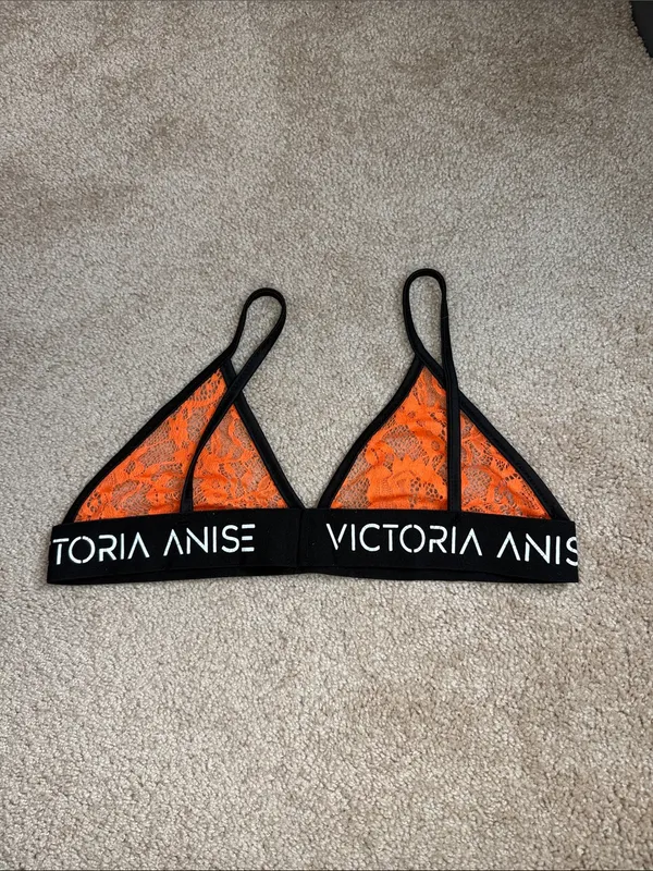 Victoria's Secret Victory Anise Orange Triangle Lace Pullover Bralette. Size Large - Image 2