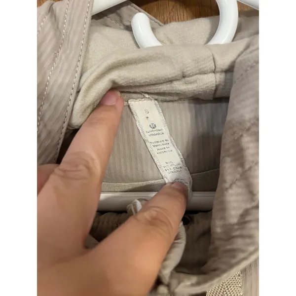 Lululemon lightweight apres anorak jacket please read! - Image 10
